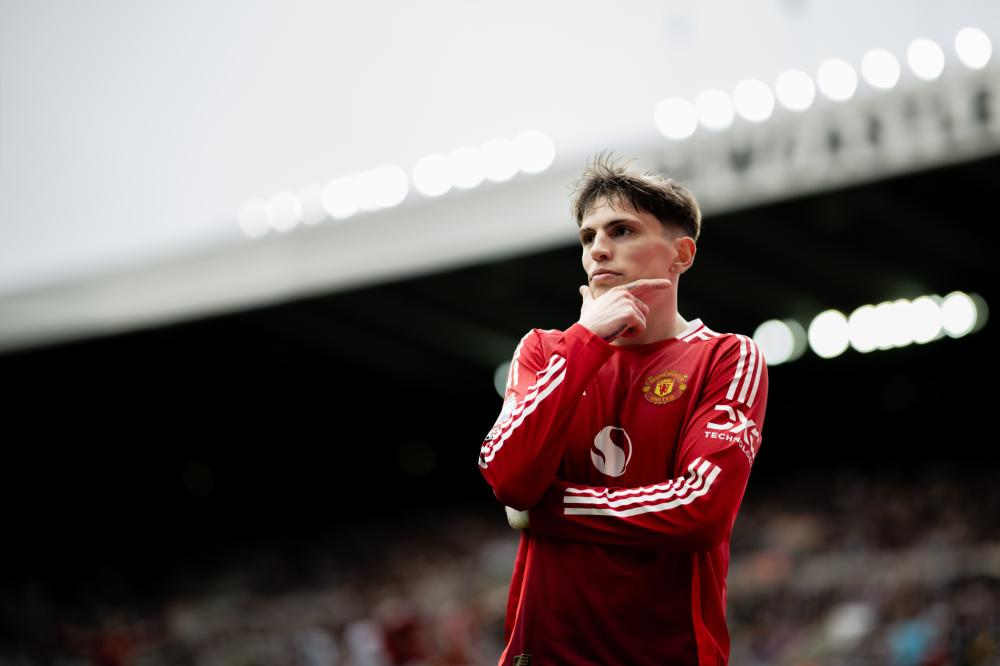 场比赛中创 场比赛中创